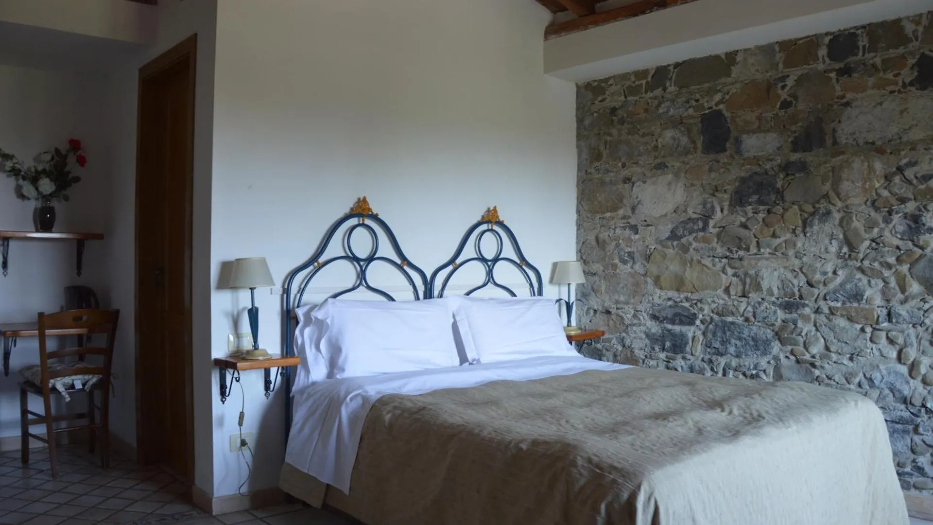 Farm stay Antico Borgo Etneo Country Hotel Calatabiano Italy