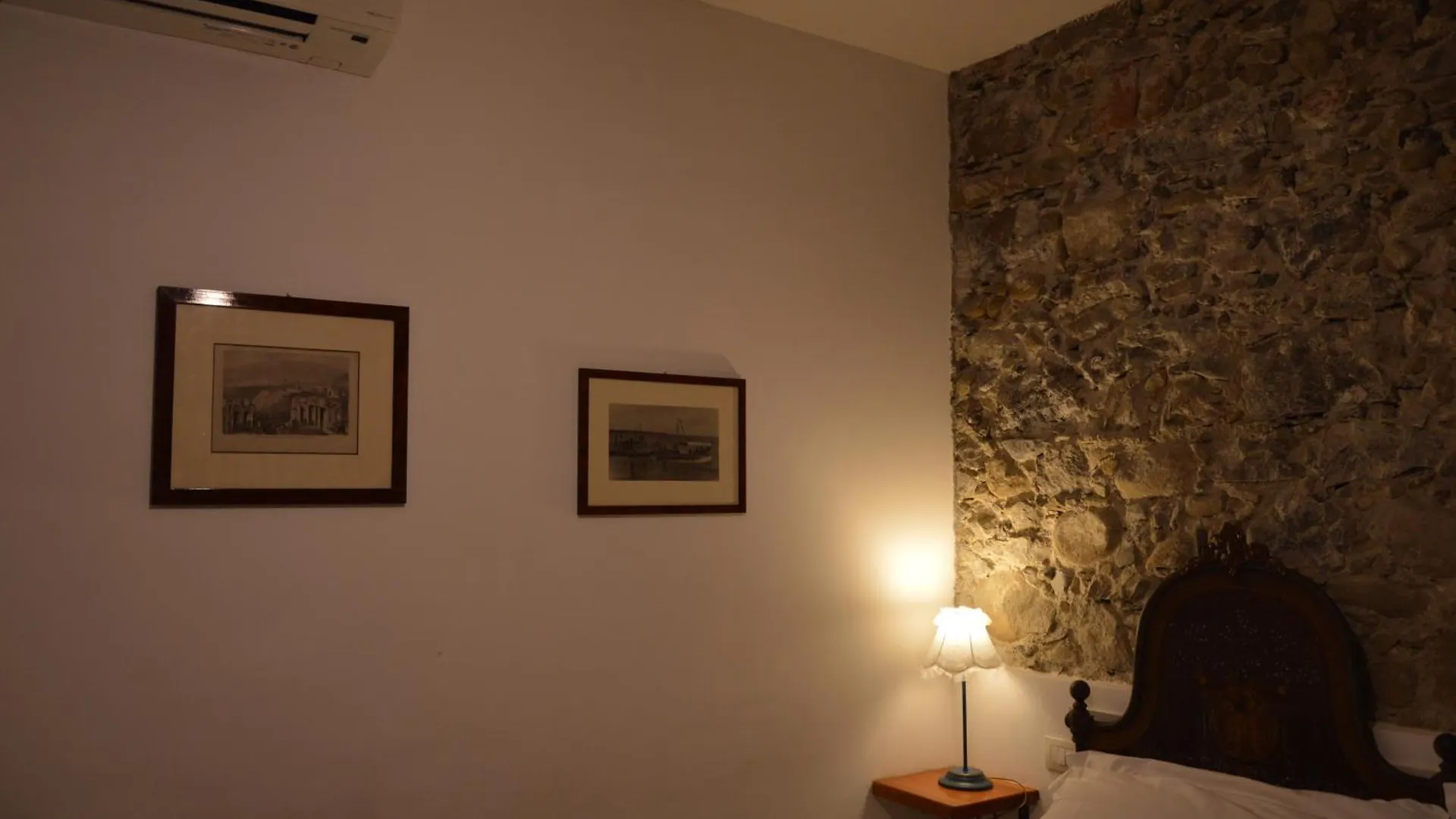 Antico Borgo Etneo Country Hotel Calatabiano Italy