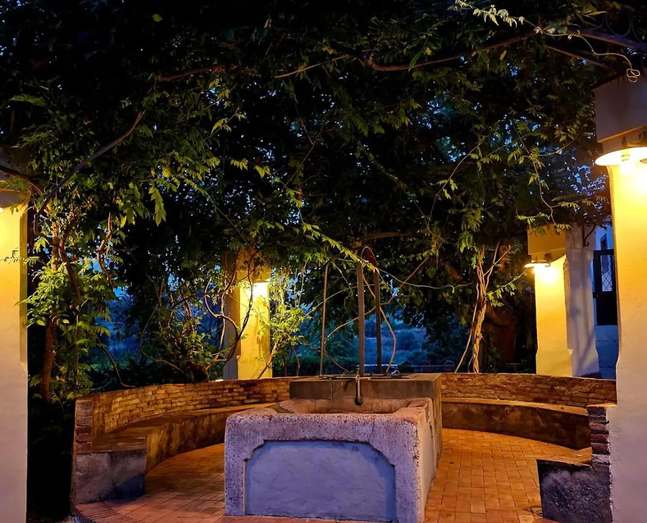 Antico Borgo Etneo Country Hotel Calatabiano 0*,