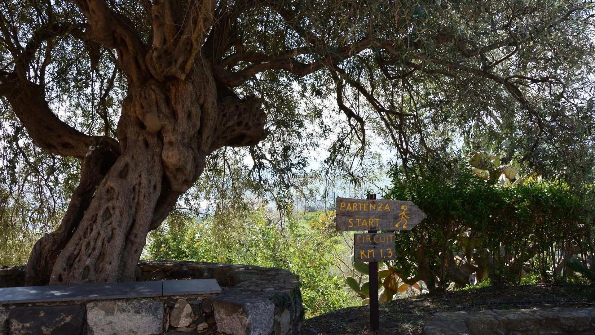 Antico Borgo Etneo Country Hotel Calatabiano Farm stay