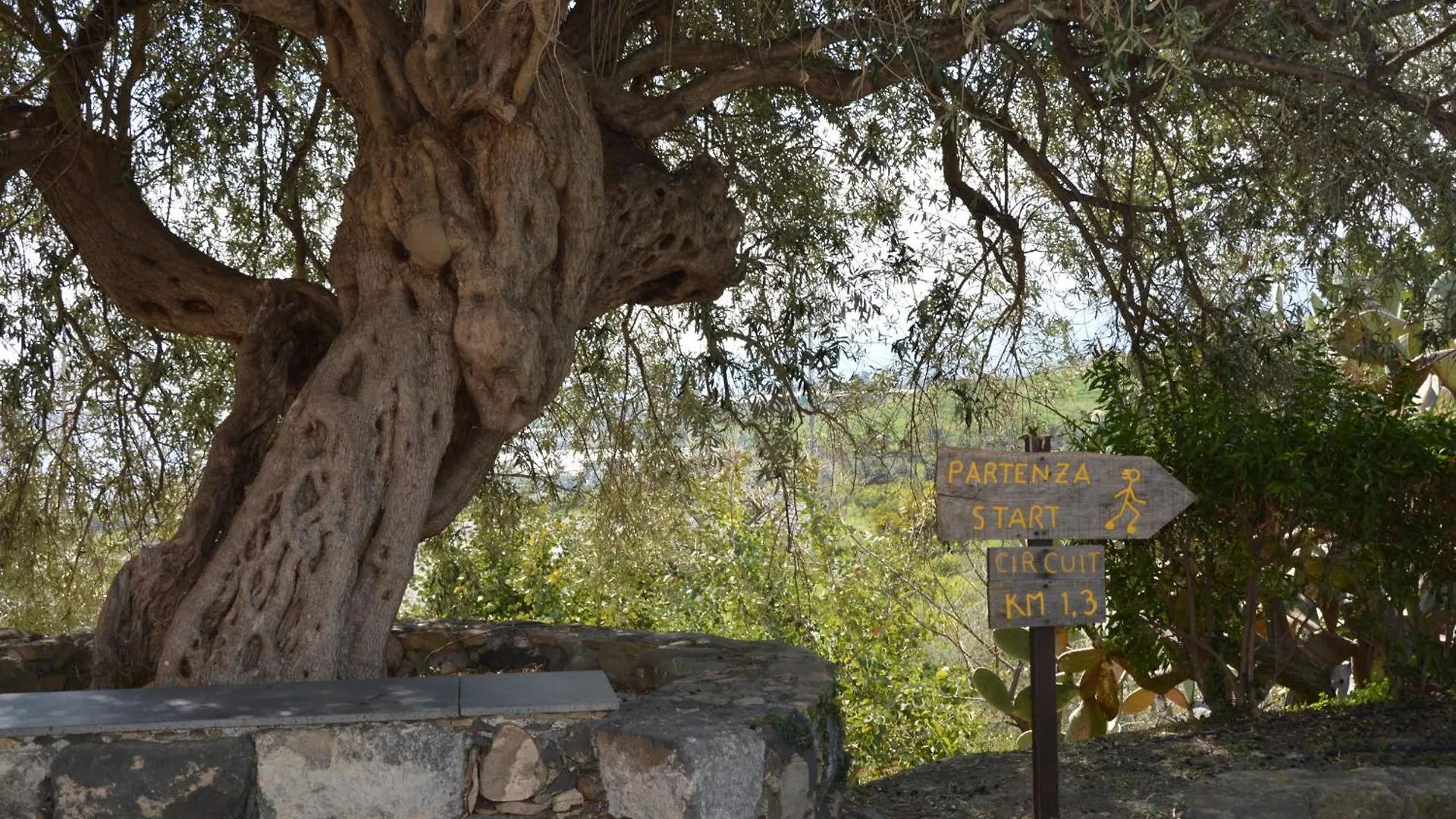 Farm stay Antico Borgo Etneo Country Hotel Calatabiano