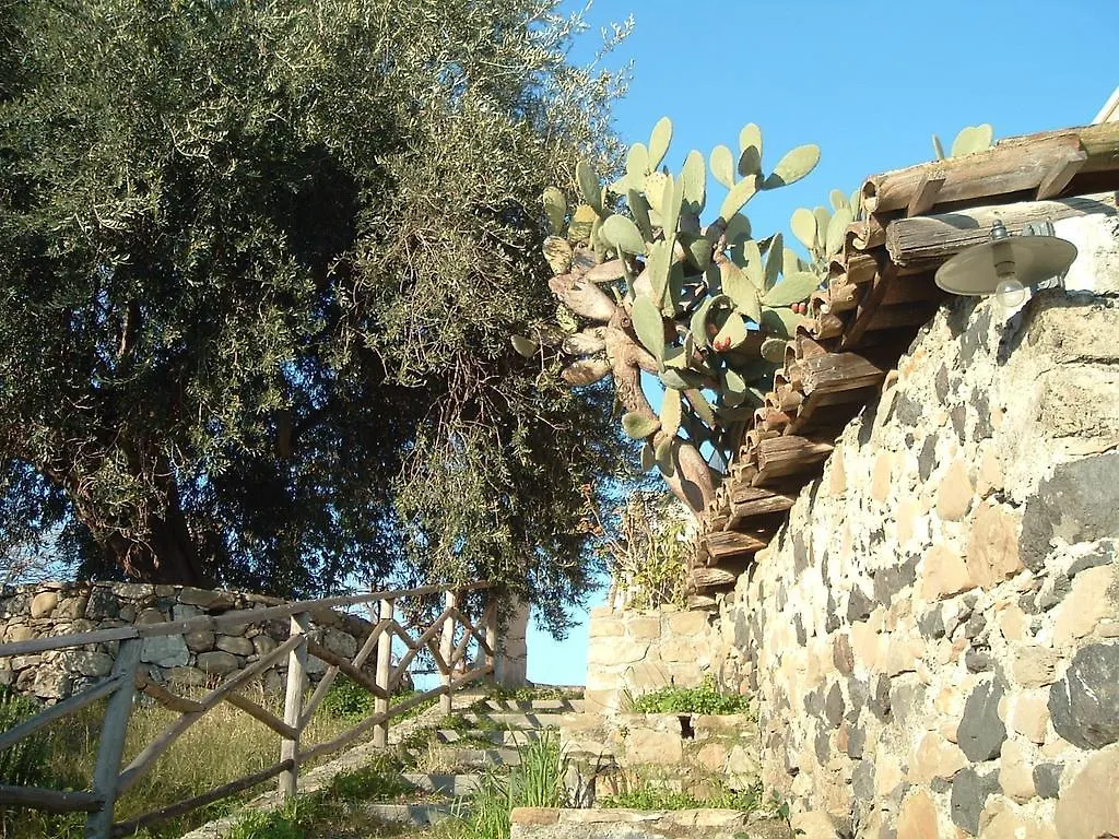 Antico Borgo Etneo Country Hotel Calatabiano 0*,