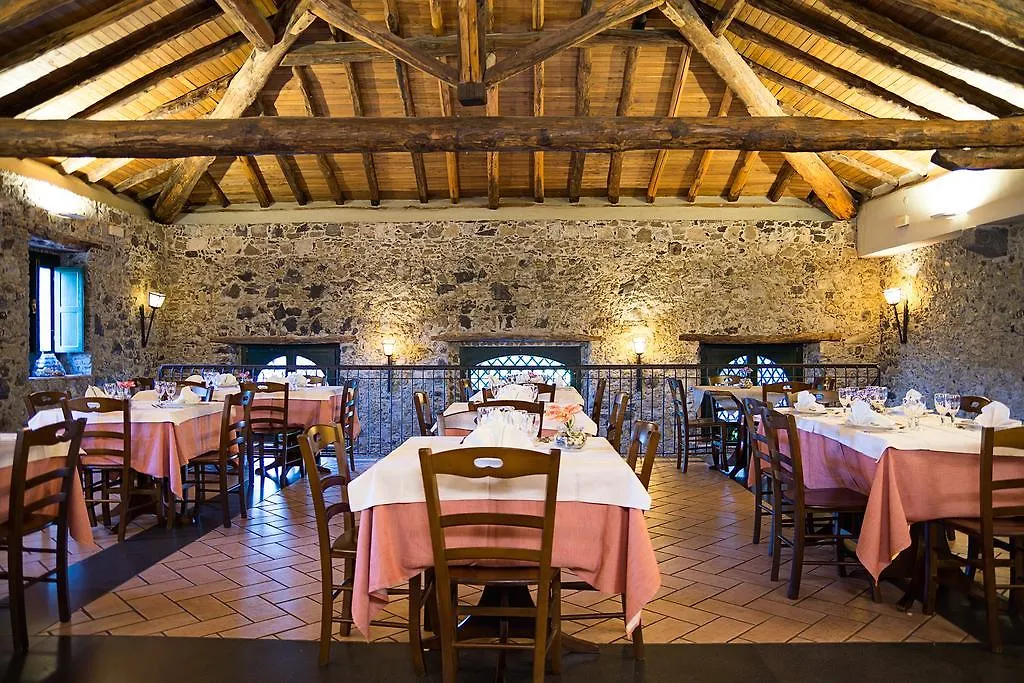 Antico Borgo Etneo Country Hotel Calatabiano Farm stay
