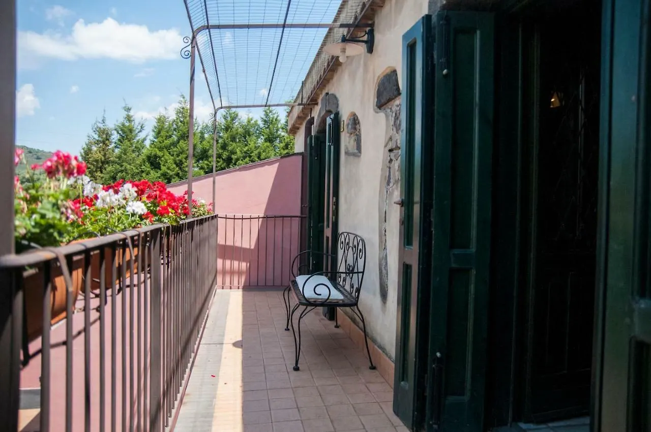 Antico Borgo Etneo Country Hotel Calatabiano 0*,